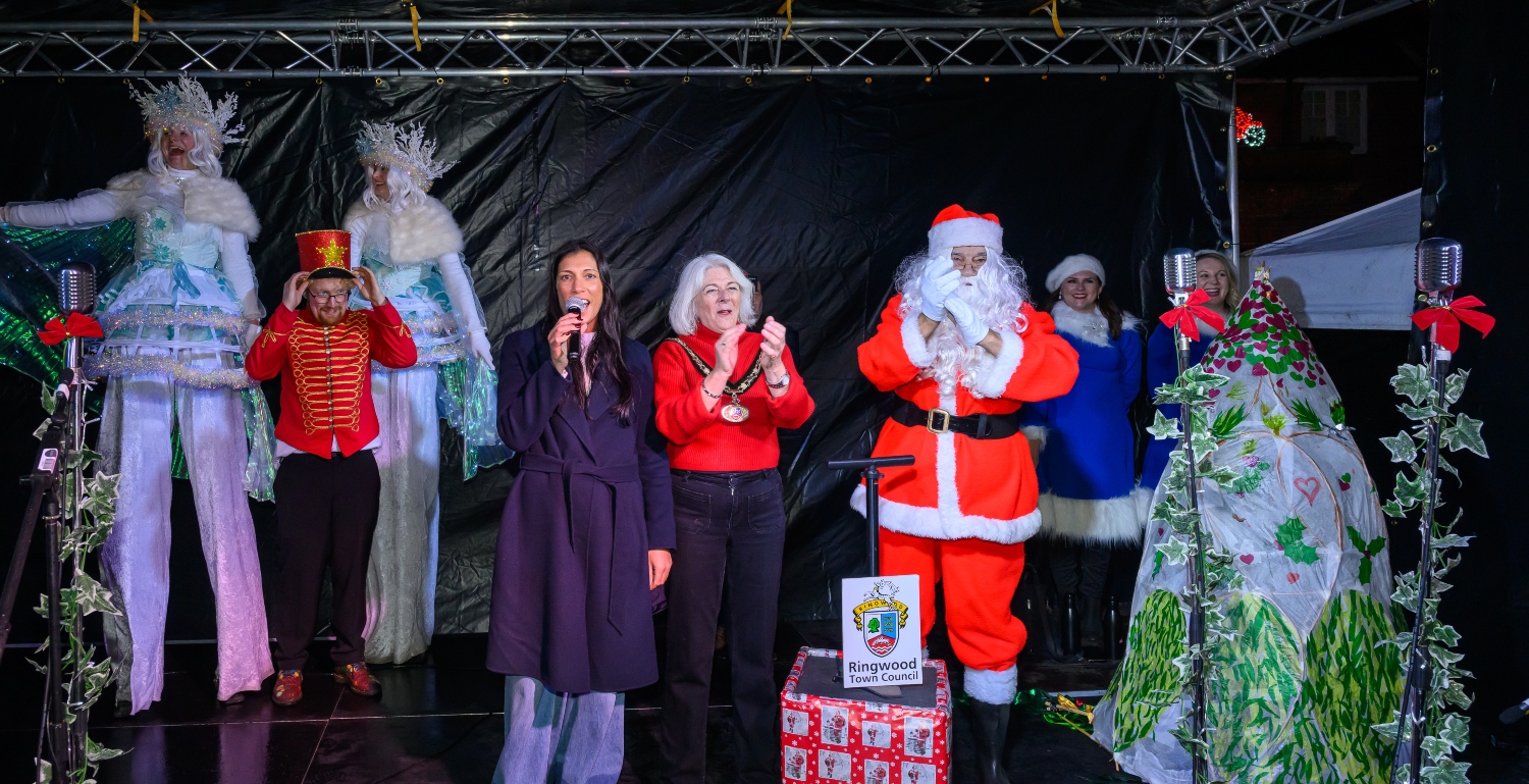 Ringwood Shines Bright at Annual Christmas Event